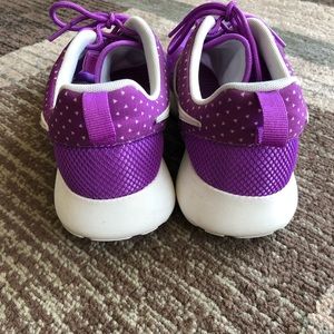 purple roshes womens